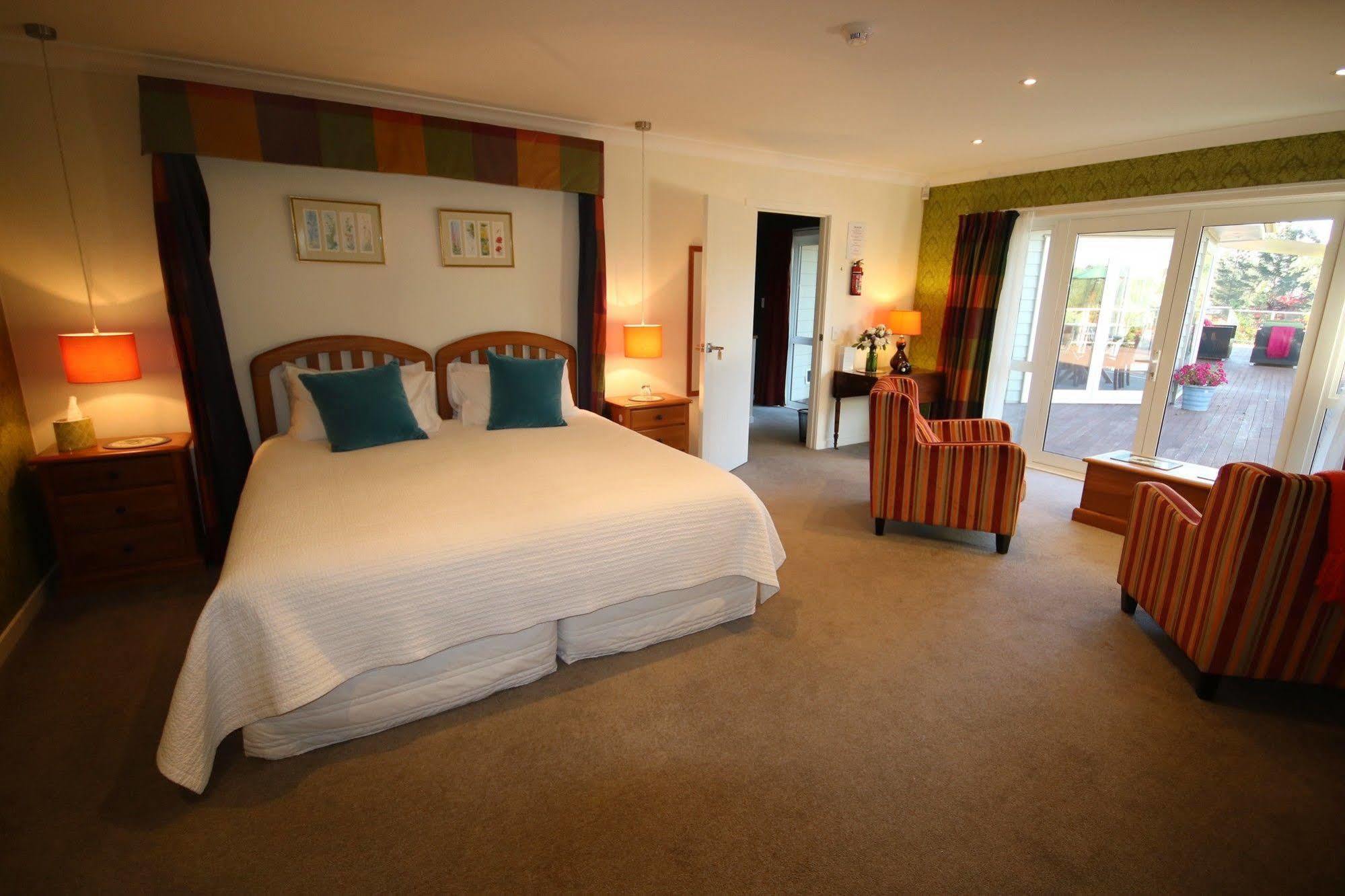 Kauri Point Luxury Bed & Breakfast Taupo Eksteriør bilde